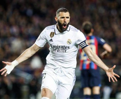 4天2帽开启金球模式！赛季冲刺阶段本泽马火力全开