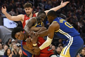 澳门·银河娱乐-火箭队又伤一人！主场对勇士，20+9+6明星或缺阵，内线仅1人可用